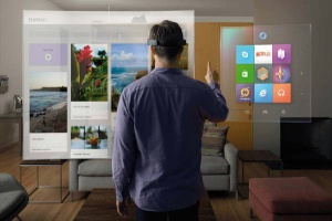 HoloLens prinaša možnost izdelave futurističnih uporabniških vmesnikov.